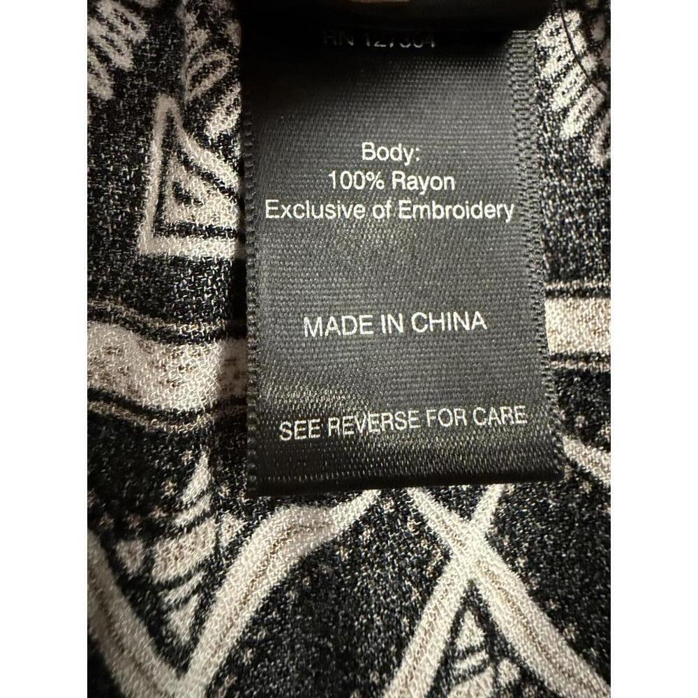 Ali Miles women's boho Tunic with a black and white Aztec print and pink border - Picture 5 of 8